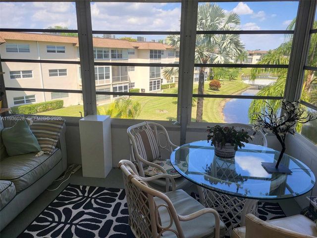 4701 NW 34th St 604, Lauderdale Lakes, FL 33319