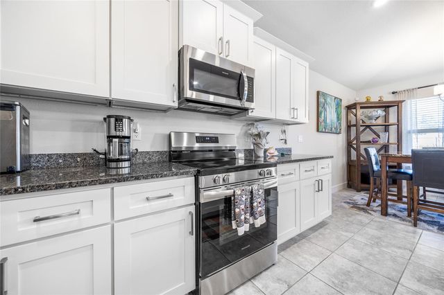 25034 SW 24TH PLACE, Newberry, FL 32669