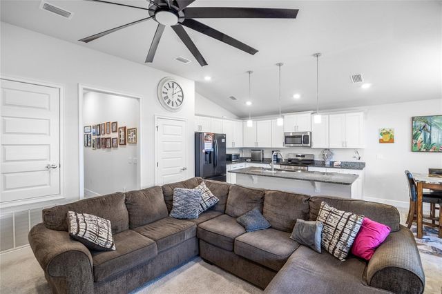 25034 SW 24TH PLACE, Newberry, FL 32669