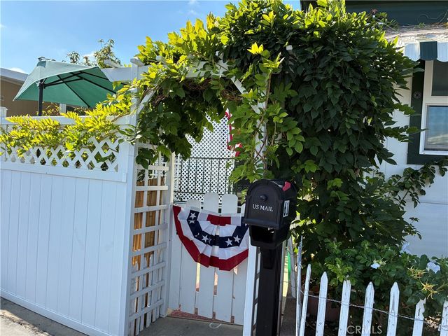 61 Hummingbird, Oceanside, CA 92057