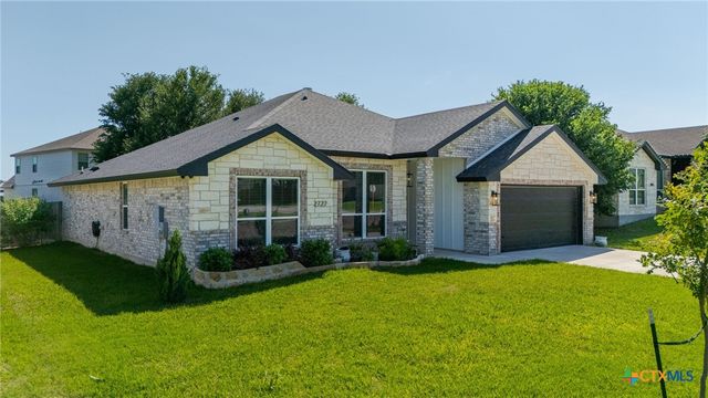 2727 Torino Reale Avenue, Temple, TX 76502