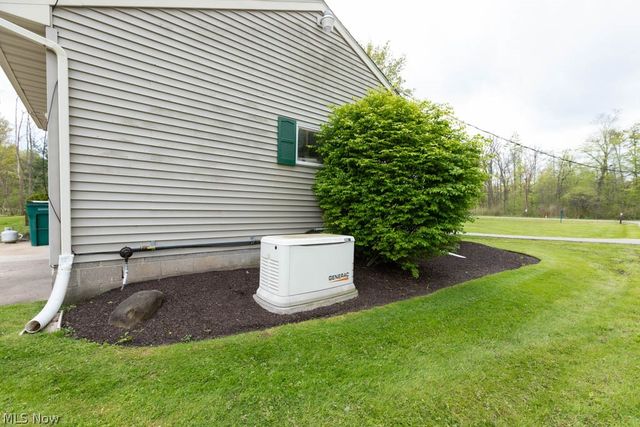 13047 Forest Road, Burton, OH 44021