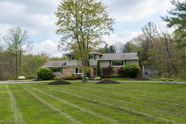 13047 Forest Road, Burton, OH 44021