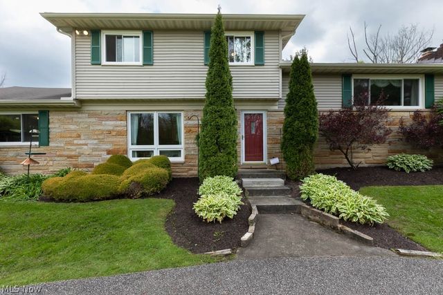 13047 Forest Road, Burton, OH 44021