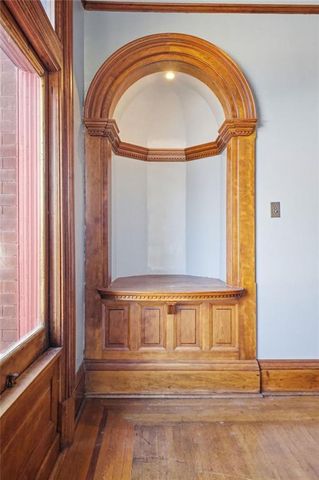 802 Hall Street, St Joseph, MO 64501