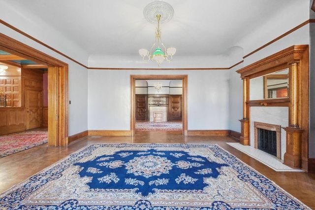 802 Hall Street, St Joseph, MO 64501