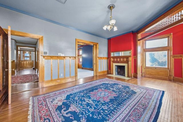 802 Hall Street, St Joseph, MO 64501