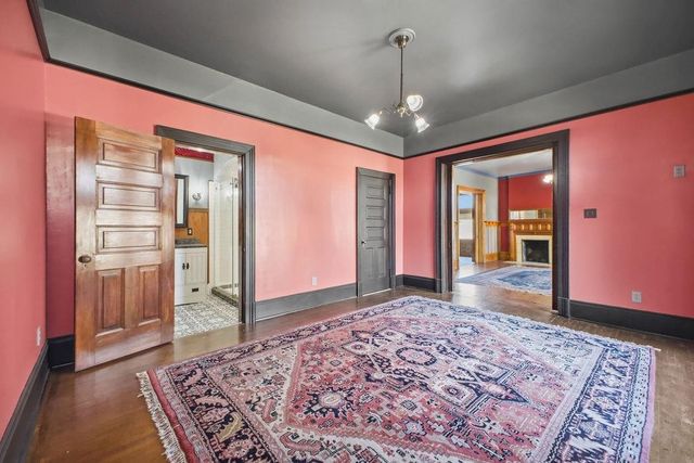 802 Hall Street, St Joseph, MO 64501