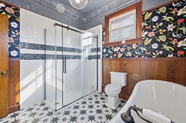 802 Hall Street, St Joseph, MO 64501