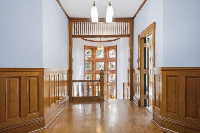 802 Hall Street, St Joseph, MO 64501