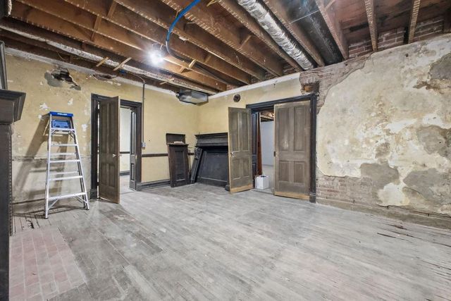 802 Hall Street, St Joseph, MO 64501