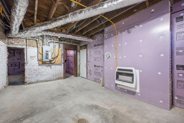 802 Hall Street, St Joseph, MO 64501