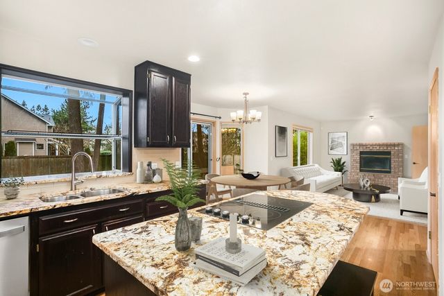 21422 SE 277th Street, Maple Valley, WA 98038