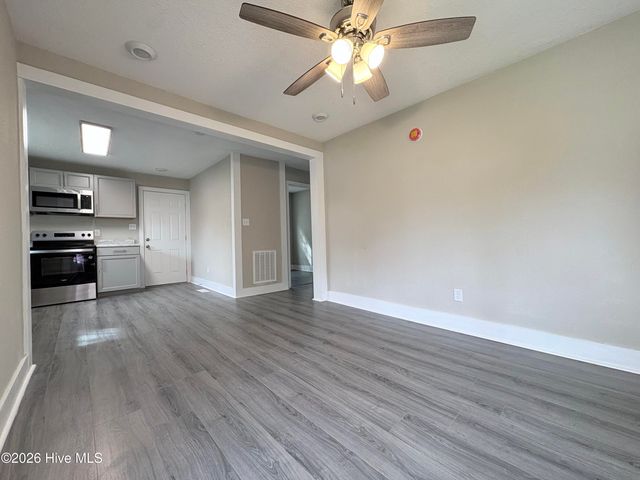 1111 Wood Street, Elizabeth City, NC 27909