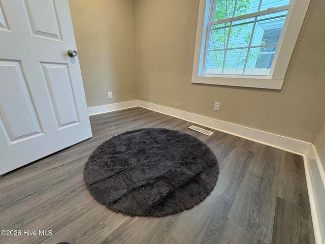 1111 Wood Street, Elizabeth City, NC 27909