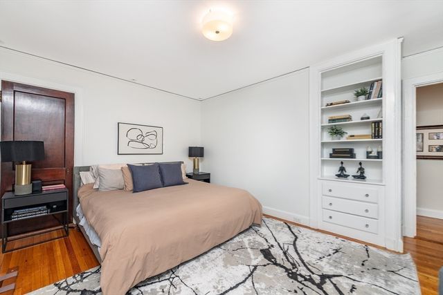 108 Lake Avenue, Newton, MA 02459