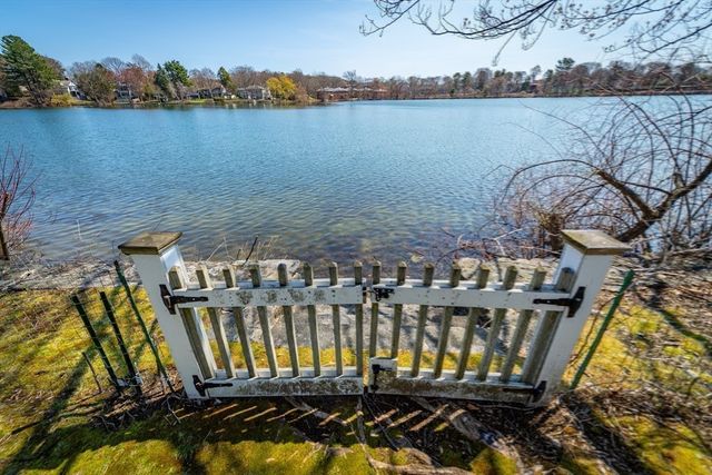 108 Lake Avenue, Newton, MA 02459