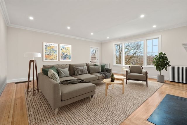 108 Lake Avenue, Newton, MA 02459