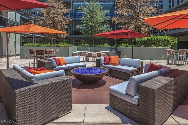 8925 West Flamingo Road 310, Las Vegas, NV 89147