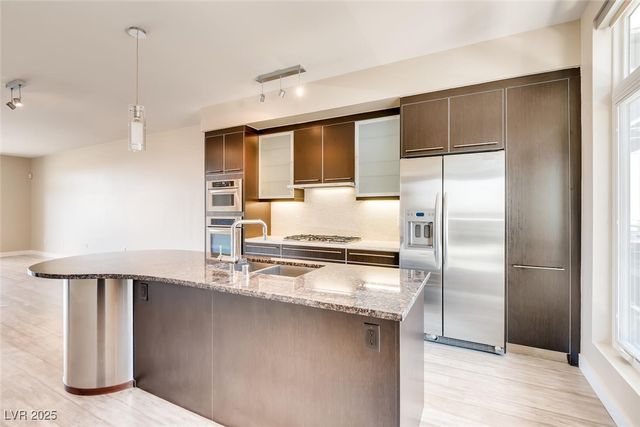 8925 West Flamingo Road 310, Las Vegas, NV 89147