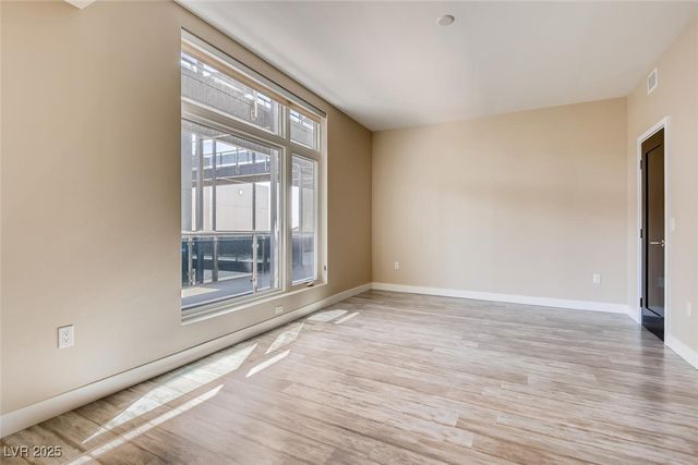 8925 West Flamingo Road 310, Las Vegas, NV 89147