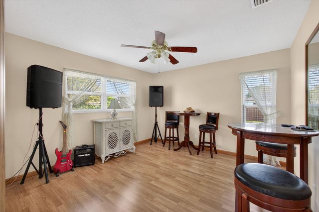 5216 Palm Drive, Fort Pierce, FL 34982