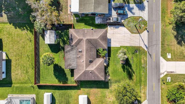 5216 Palm Drive, Fort Pierce, FL 34982