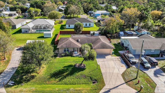 5216 Palm Drive, Fort Pierce, FL 34982