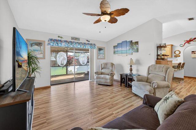 5216 Palm Drive, Fort Pierce, FL 34982