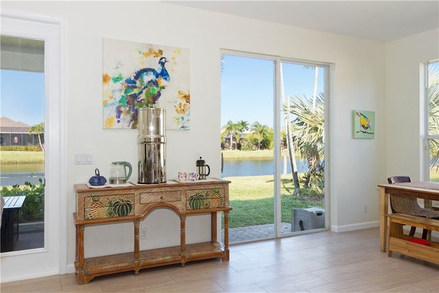 628 Tangelo Circle SW, Vero Beach, FL 32968