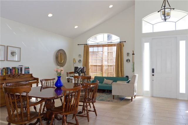 628 Tangelo Circle SW, Vero Beach, FL 32968