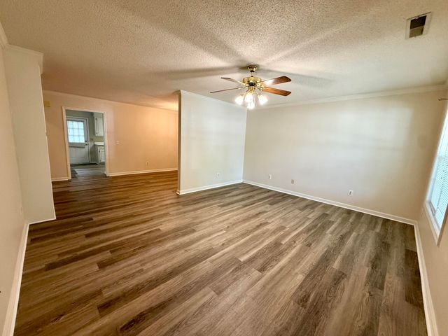 1961 Essex Drive, Sumter, SC 29154