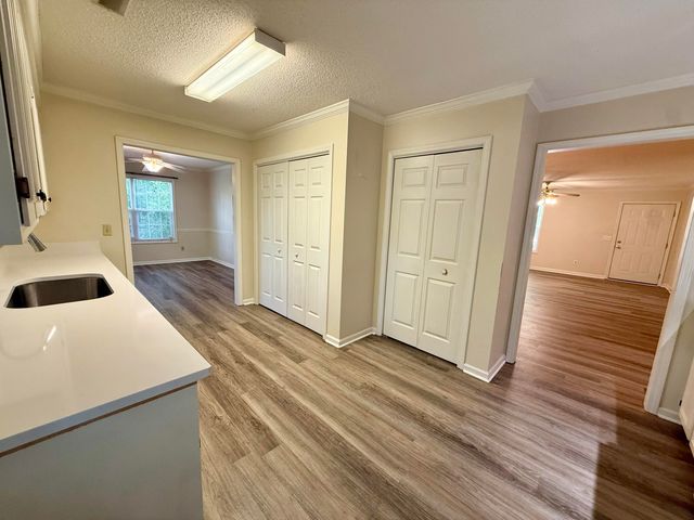 1961 Essex Drive, Sumter, SC 29154