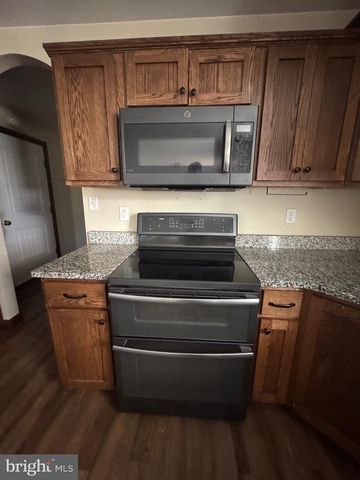 24 VICTORIA COURT, Shippensburg, PA 17257