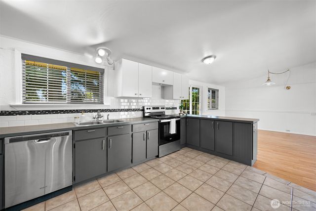 2267 Hawthorne Street, Ferndale, WA 98248