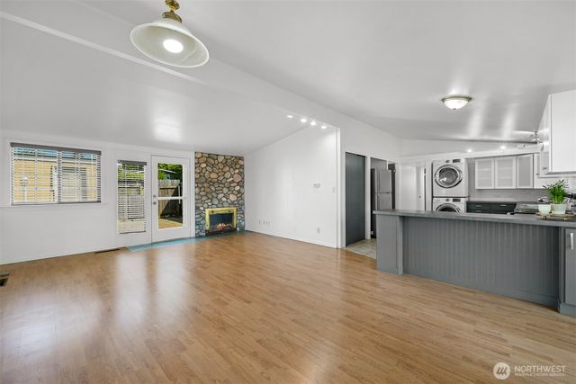 2267 Hawthorne Street, Ferndale, WA 98248