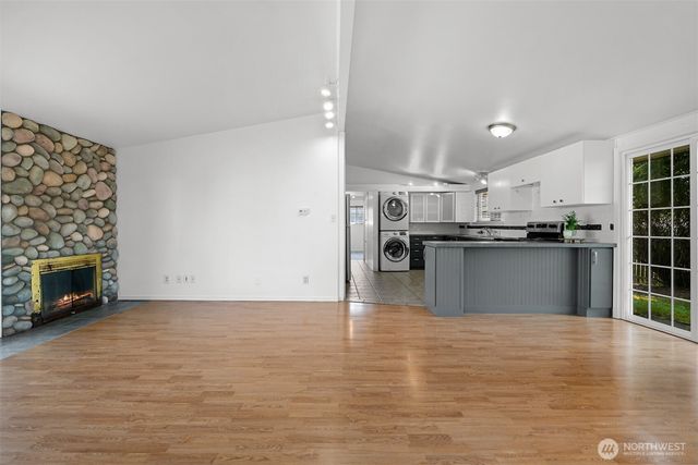 2267 Hawthorne Street, Ferndale, WA 98248