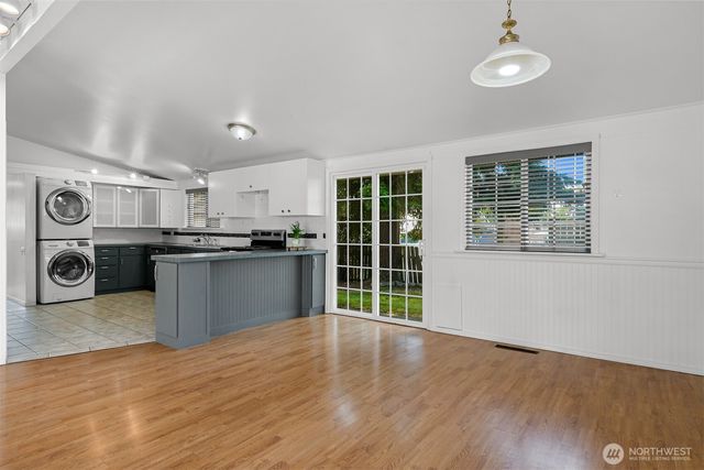 2267 Hawthorne Street, Ferndale, WA 98248