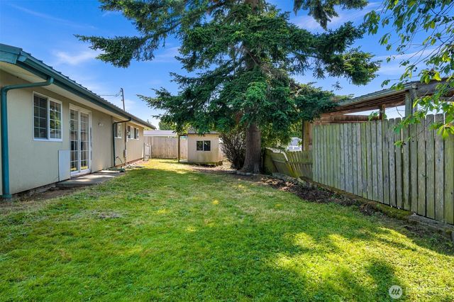 2267 Hawthorne Street, Ferndale, WA 98248