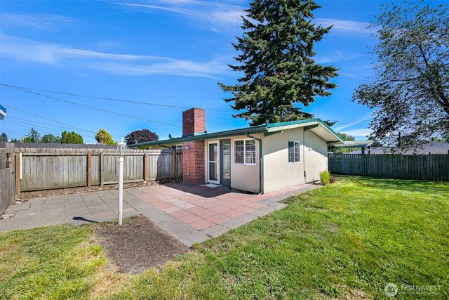 2267 Hawthorne Street, Ferndale, WA 98248