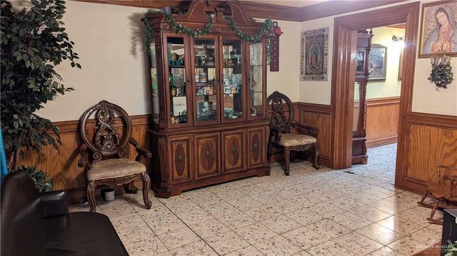 2104 Harvey Street, Mcallen, TX 78501