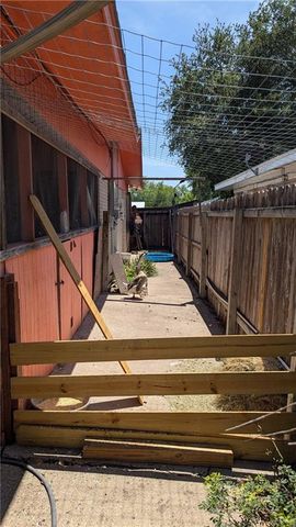 2104 Harvey Street, Mcallen, TX 78501