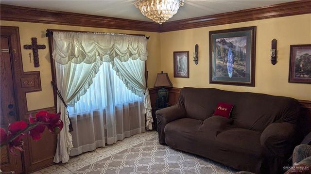 2104 Harvey Street, Mcallen, TX 78501