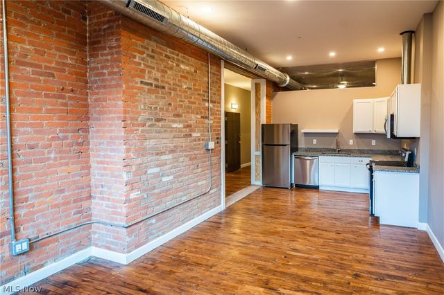 3800 Euclid Avenue 108, Cleveland, OH 44115