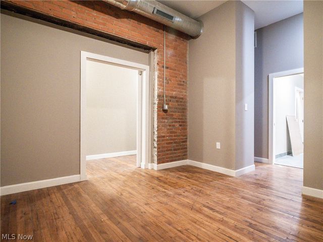 3800 Euclid Avenue 108, Cleveland, OH 44115