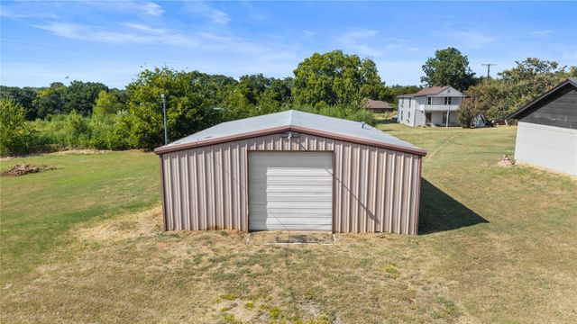 1901 E Texas Street, Denison, TX 75021