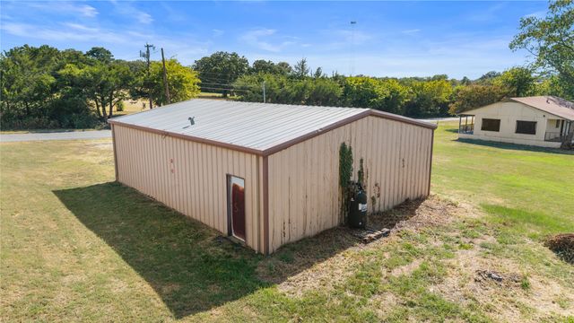 1901 E Texas Street, Denison, TX 75021