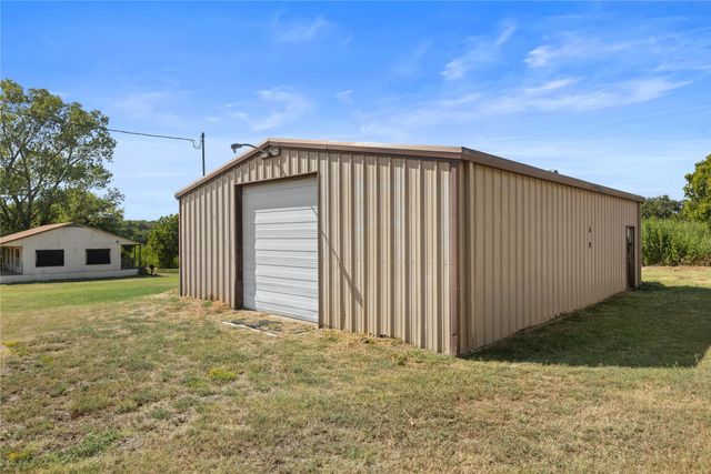 1901 E Texas Street, Denison, TX 75021