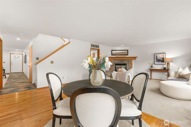 9944 228th Terrace NE, Redmond, WA 98053