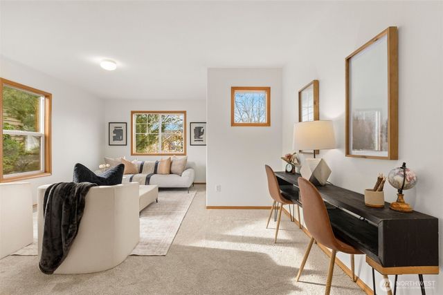 9944 228th Terrace NE, Redmond, WA 98053